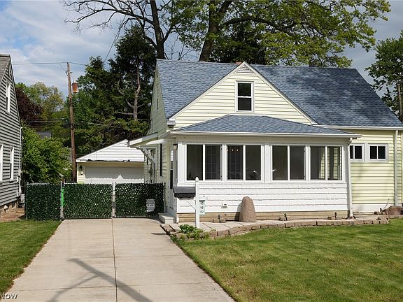 3rd image of 241 Inwood Blvd