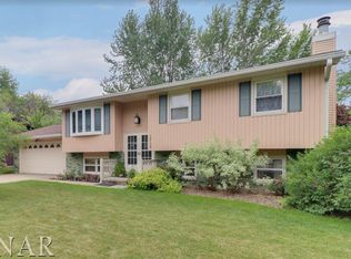 1715 Tompkins Dr, Normal, IL 61761