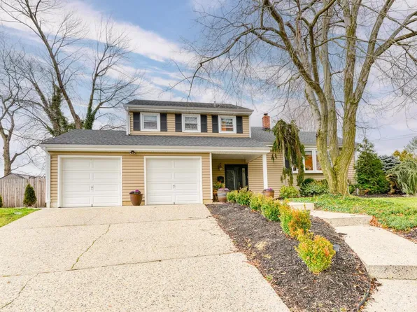 211 N Moetz Dr, Milltown, NJ 08850