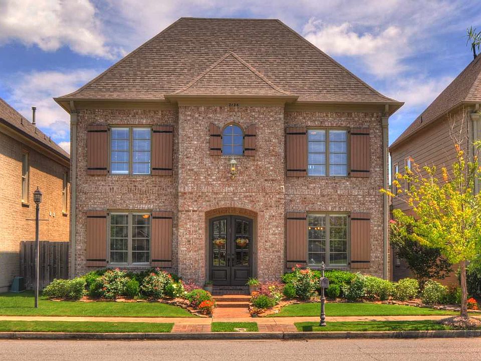 1st image of 2126 Carisbrooke Dr