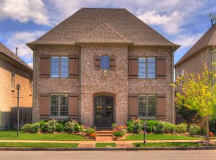 2126 Carisbrooke Dr, Collierville, TN 38017