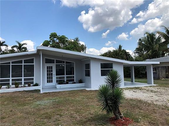 2nd image of 2044 Maravilla Cir
