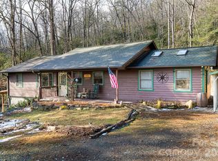 19 Forge Dr, Mills River, NC 28759