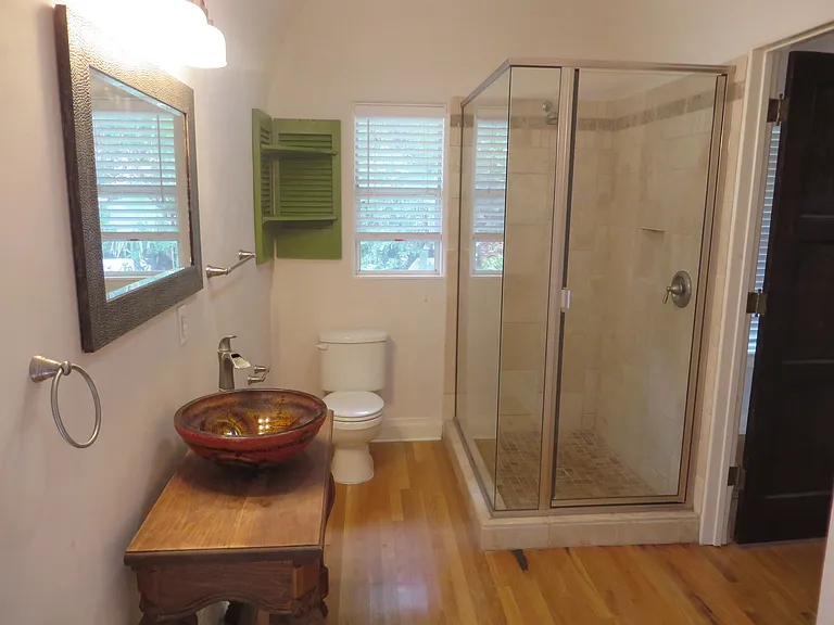 403 W Elsmere Pl — Photo 9