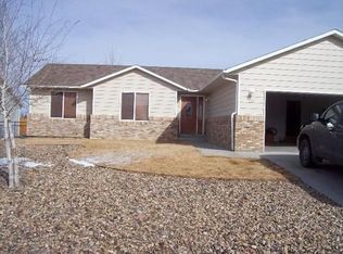 114 Feather St, Douglas, WY 82633
