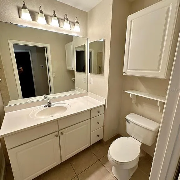 5213 Beach Breeze Ct — Photo 13