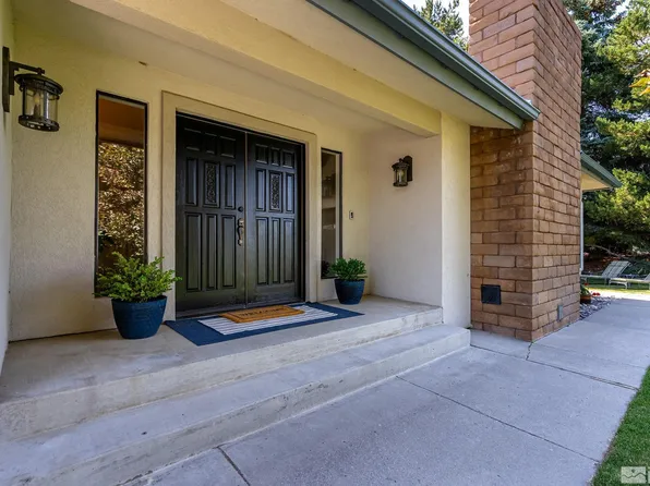 2355 Stonehaven Cir, Reno, NV 89511