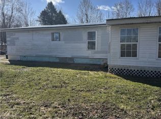 10858 Millers Rd, Lyndonville, NY 14098