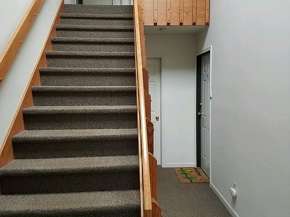 3rd image of 448 Frederick St N #448B