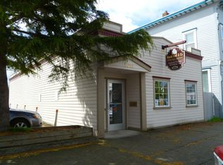 1011 5th St, Anacortes, WA 98221