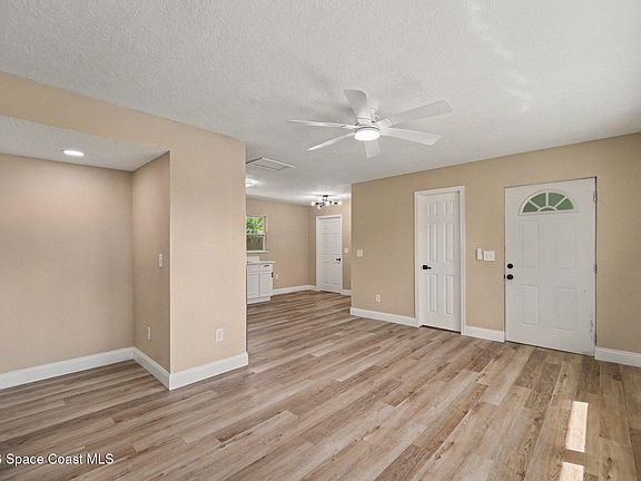 5th image of 930 Ohara Dr