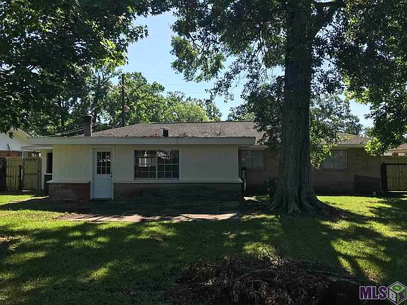 2nd image of 1605 S Augusta Ave