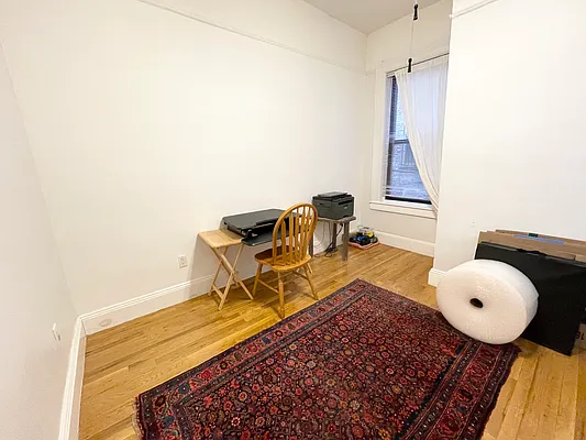 Rented by Compass | media 22