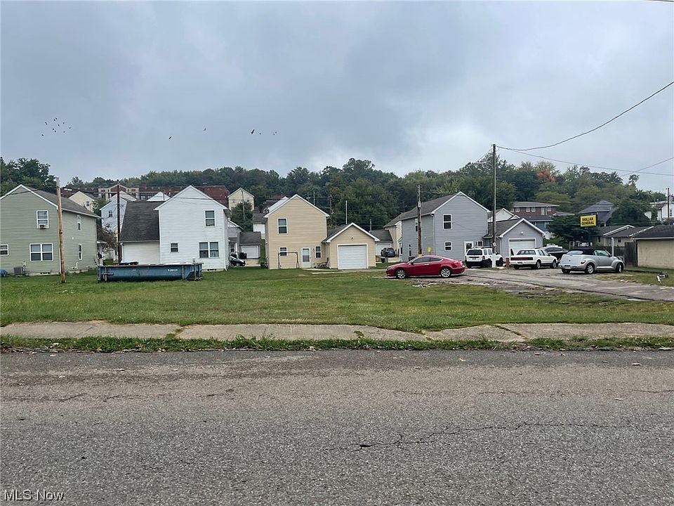 2nd image of 1014 Market St