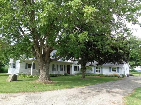 2121 McCue Rd, Laura, OH 45337