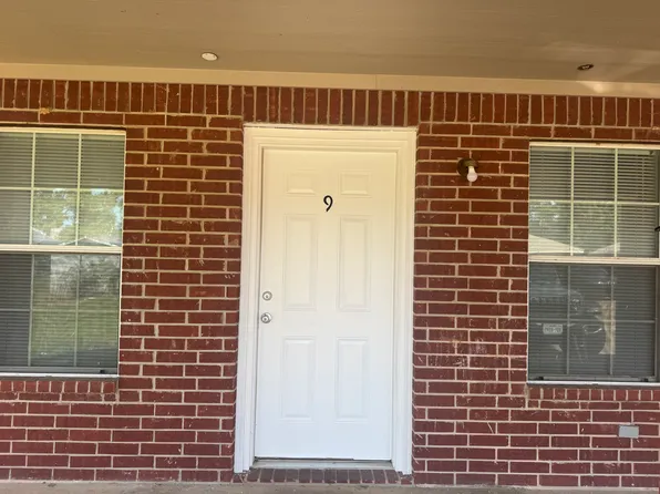 2108 N Edwards Ave #9, Mount Pleasant, TX 75455