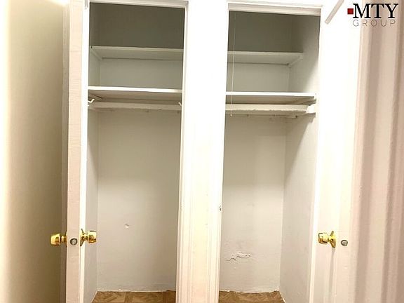 5th image of 155 E 52nd St APT 2F