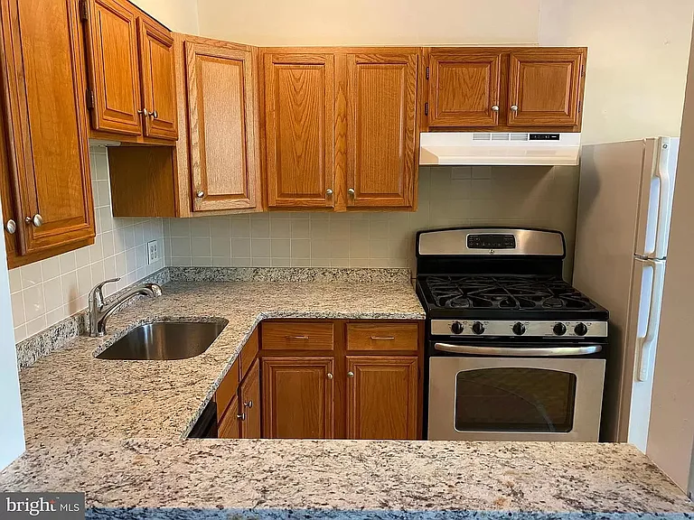 104 Fairfield Ln #A — Photo 7