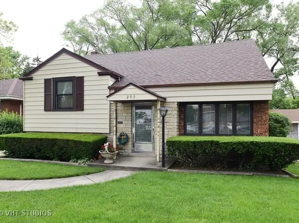 293 Desplaines Ave, Riverside, IL 60546