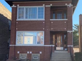 5111 W Roscoe St #2, Chicago, IL 60641