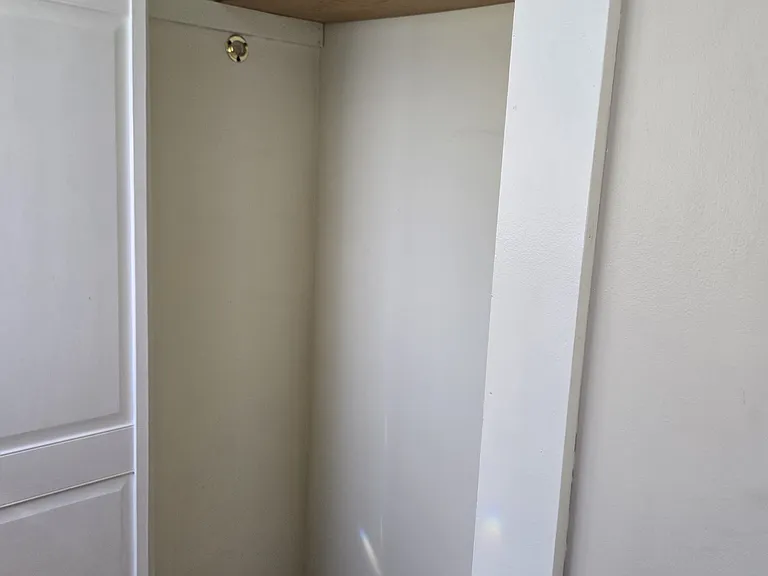 213 Glaser St — Photo 13