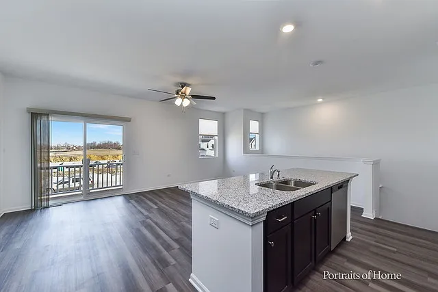 4189 Chelsea Manor Cir — Photo 10
