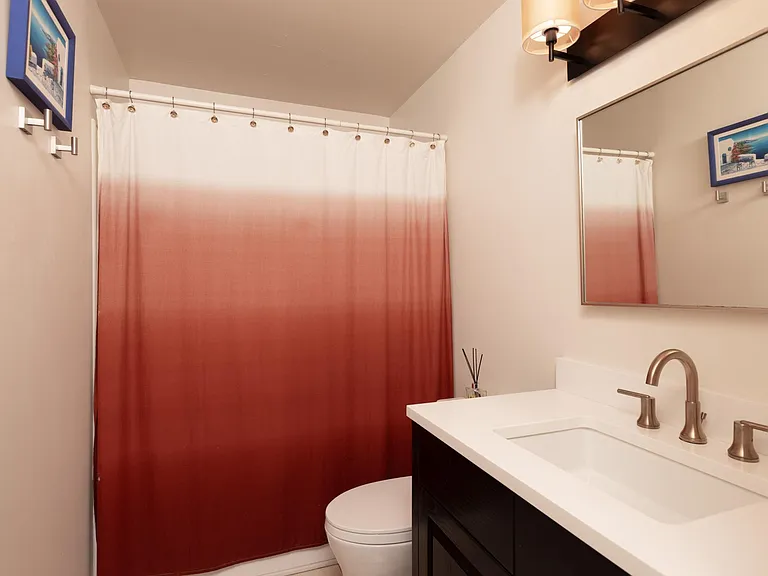 Full bathroom - not attached to 2BR.