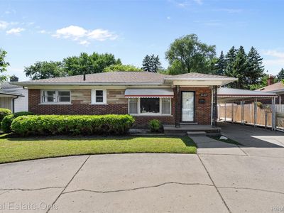 26401 Little Mack Ave, Saint Clair Shores, MI, 48081