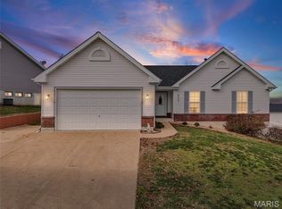 1829 Belmont Ct, Festus, MO 63028