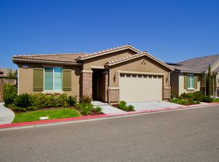 2046 E Axelson Dr, Fresno, CA 93730