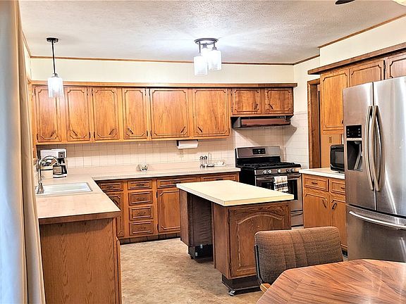 5th image of 1113 Vassar Dr