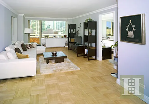 Rented by Halstead Real Estate | media 21