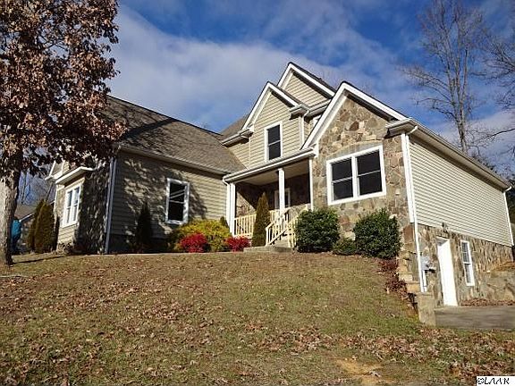 2nd image of 446 Glen Oaks Dr