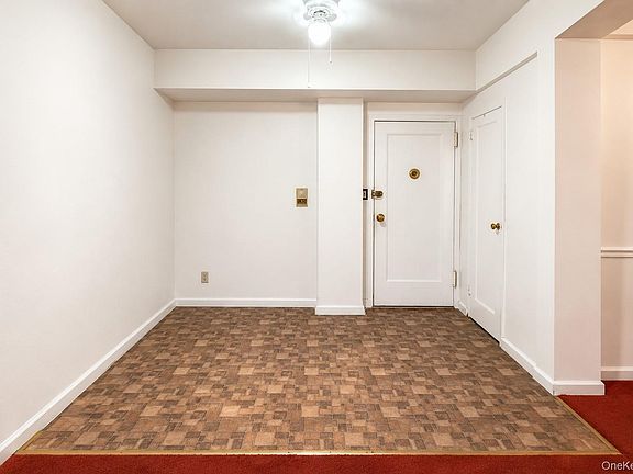5th image of 280 Collins Avenue #3i