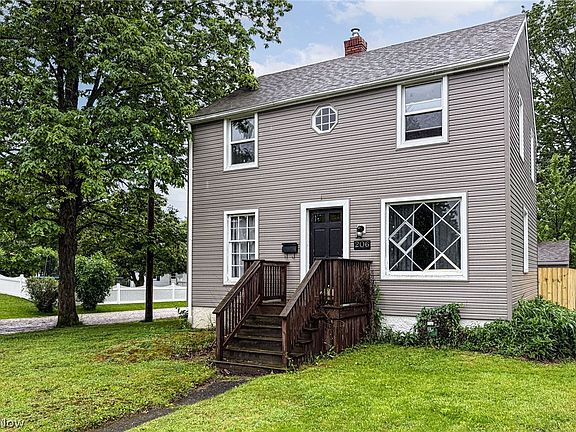 3rd image of 206 Johnson Ave