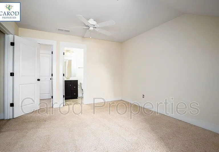 3840 Willow Green Pl — Photo 24