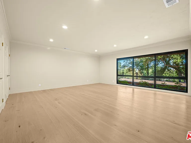 17449 Sumiya Dr — Photo 34