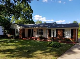 3485 Amblewood Dr, Florissant, MO