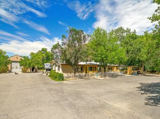 1201 S Carlton Ave, Farmington, NM 87401
