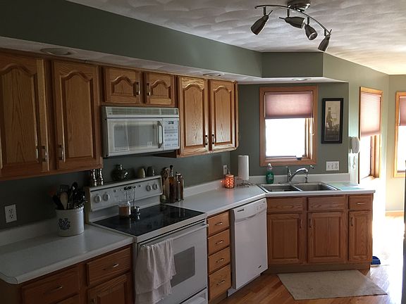 4th image of 507 Lake Dr