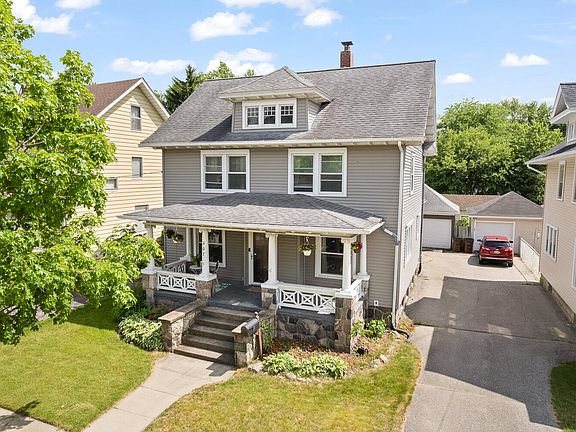 4th image of 607 Harwood St