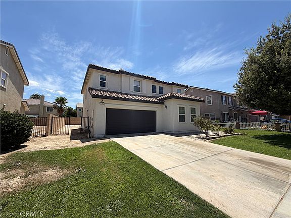 2nd image of 3102 San Luis Dr