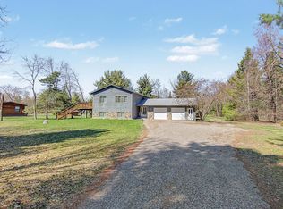 17 Lilac St, Lino Lakes, MN 55014