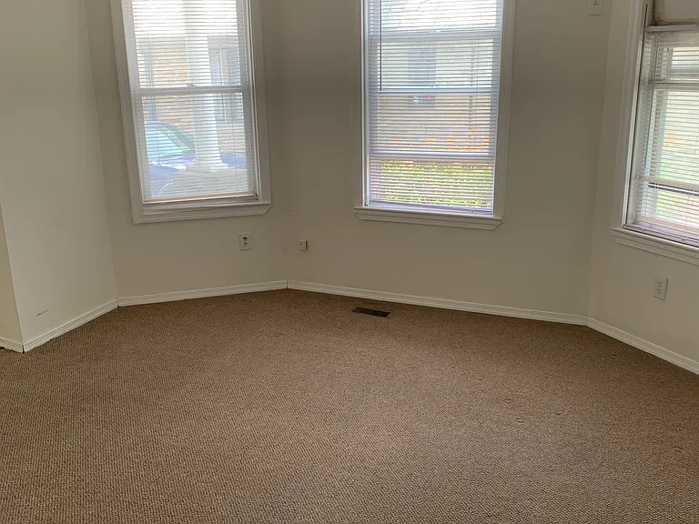 422 Cottman St #1 — Photo 12