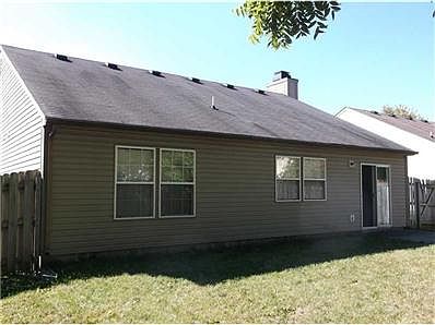 3rd image of 5846 Blackley Ln