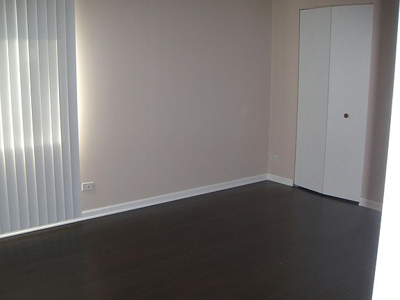 5th image of 375 Plum Creek Dr #2012