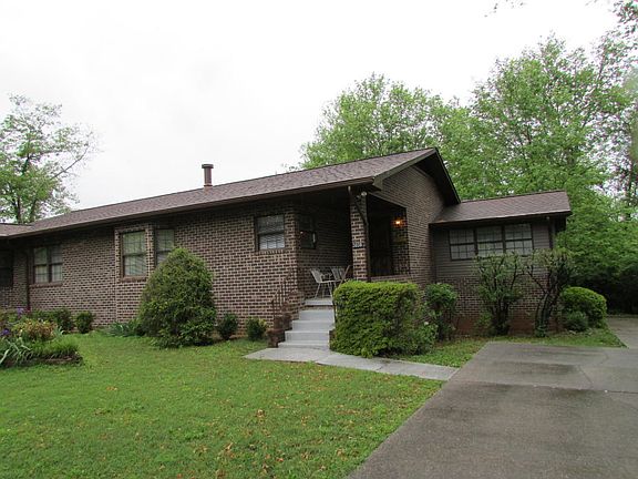 2nd image of 3039 Gibbs Dr