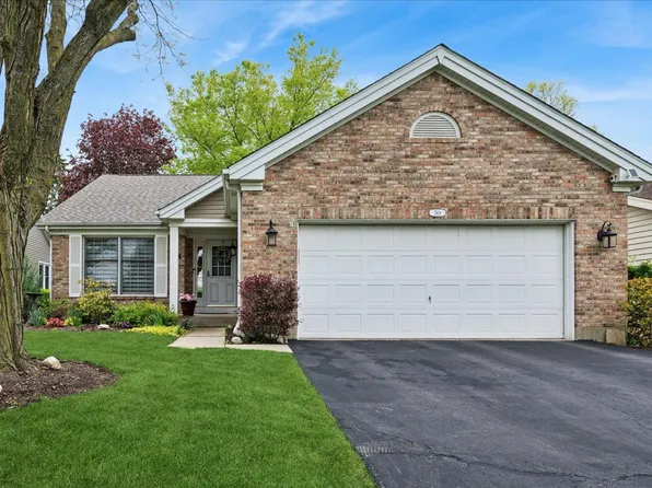 569 Rose Ln, Bartlett, IL 60103