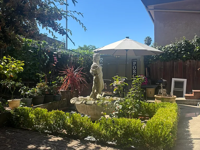 2610 Ivy Dr — Photo 17
