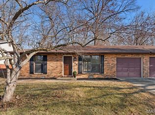 108 Christine Dr, Shiloh, IL 62221